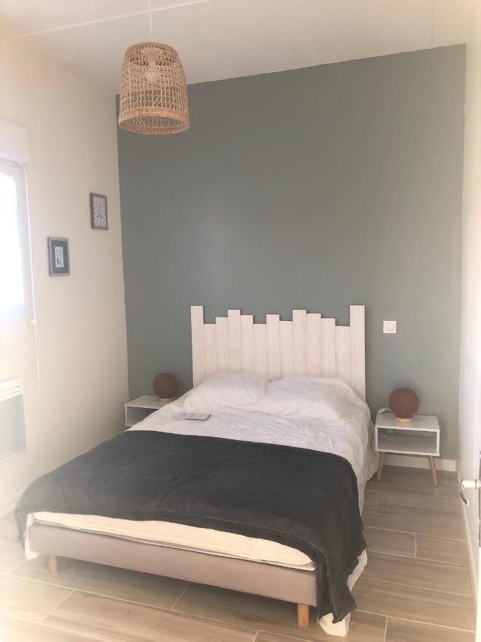 Gite Independant 1 Chambre Prignac-et-Marcamps Bagian luar foto